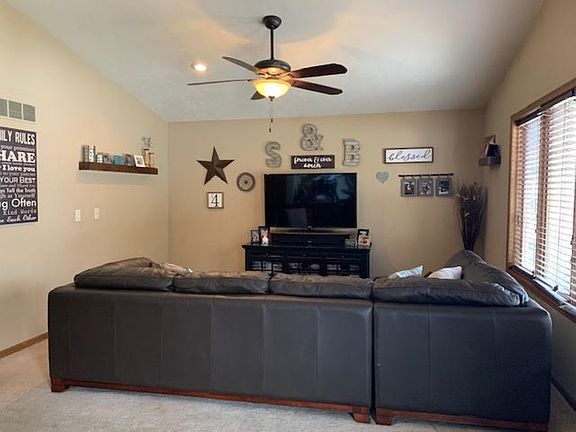 5th image of 13687 Chevron Dr