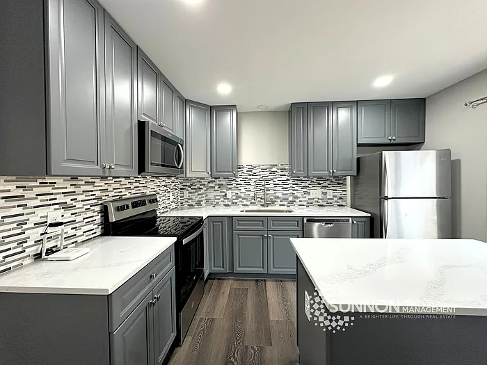 9103 Exbury Ct — Photo 1