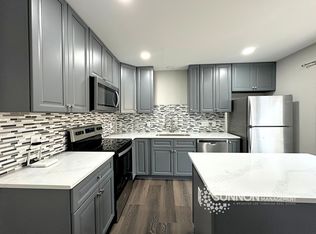 9103 Exbury Ct, Charlotte, NC 28269