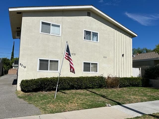 1st image of 2319 N Catalina St APT A