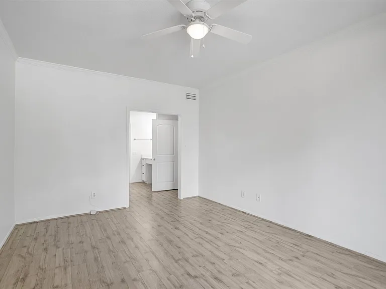 2475 Underwood St #180 — Photo 25