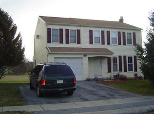 2773 Cobblestone Ln, Lancaster, PA 17601