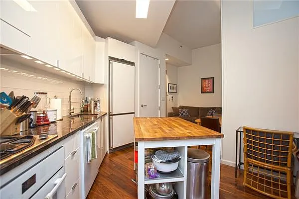 Sold by Space Marketing Shop | media 18