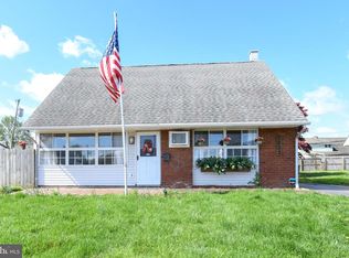 2832 Norcom Rd, Philadelphia, PA 19154