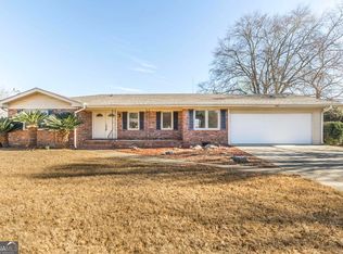 316 Meadowridge Dr, Warner Robins, GA 31093