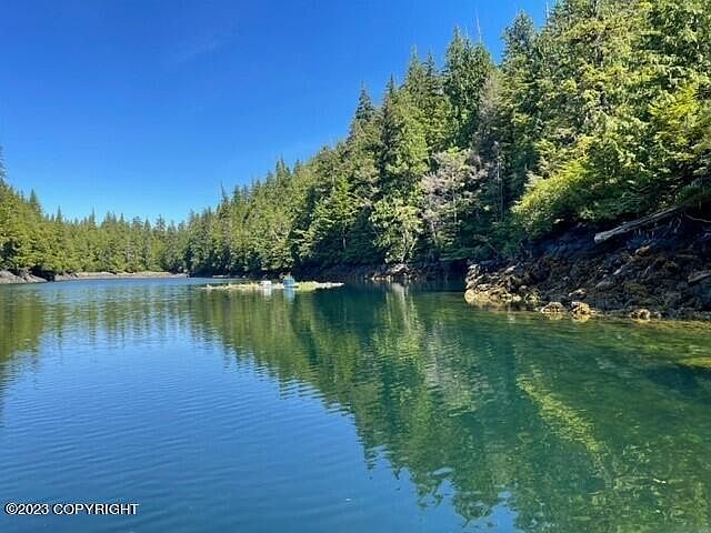 2nd image of 2A-2B 3a Union Bay