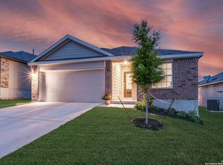 14011 Feed Park, San Antonio, TX 78252