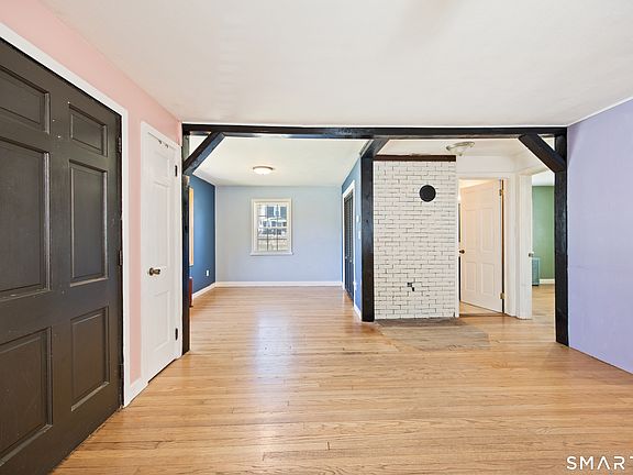 3rd image of 4 Francis Street
