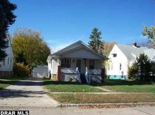 29144 Van Riper St, Flat Rock, MI 48134