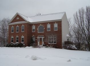 8983 Scott St, Springfield, VA 22153