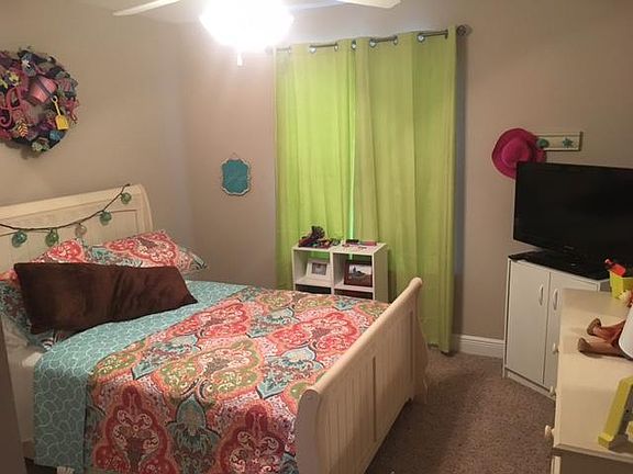 4th image of 2196 Hadleigh Hills Ct #D6