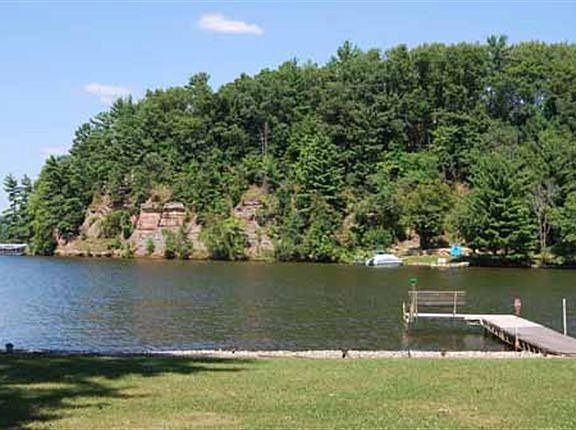 2nd image of S1137 E Redstone Dr