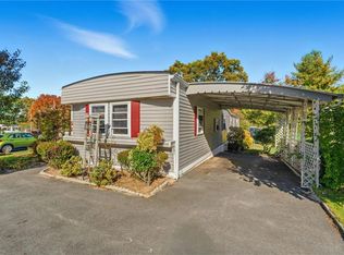 5 Lane #B, Coventry, RI 02816