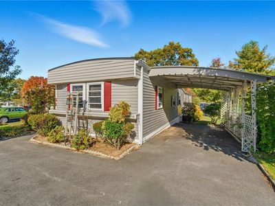 5 Lane #B, Coventry, RI, 02816