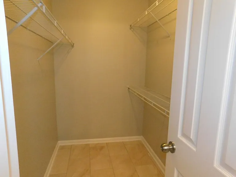 2027 E Park Dr — Photo 19
