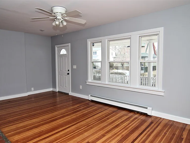36 Prairie Ave #1 — Photo 6