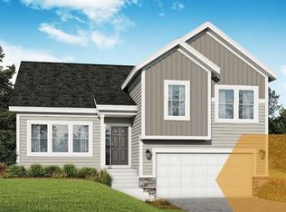 3541 SE Corbin Dr, Lees Summit, MO 64082