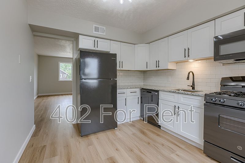 1st image of 4715 Davenport St APT 12