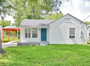 1810 Crockett St, Orange, TX 77630