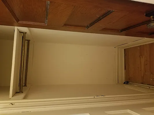 Rented by Max & Associates Realty Corp | media 8