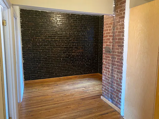 Rented by Crosstown Apartments NYC | media 29