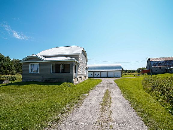 3rd image of 802 Piquette Rd