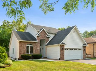 2318 Hutchison Rd, Flossmoor, IL 60422