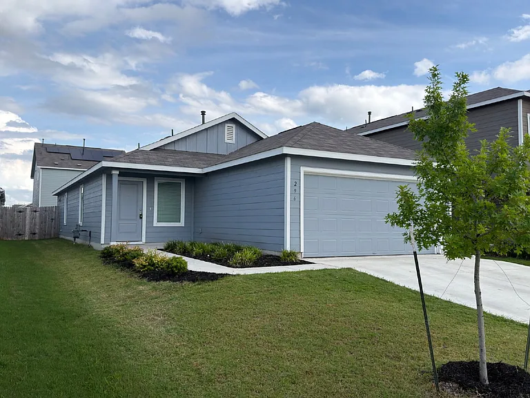 296 Agate Cliff Dr — Photo 3