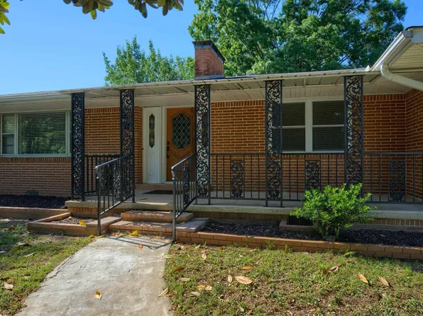 208 Indian Hills St, Hot Springs, AR 71913