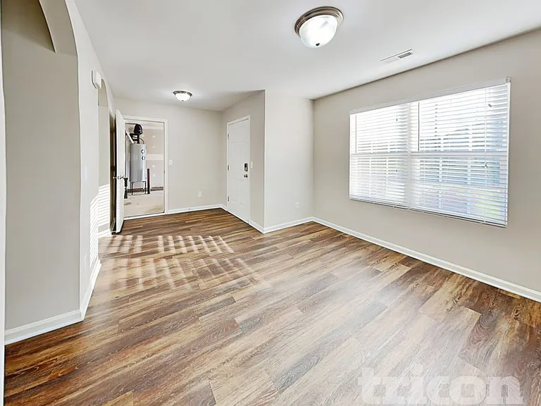 4748 Brewer Dr — Photo 5
