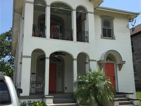 4409 Fontainebleau Dr, New Orleans, LA 70125