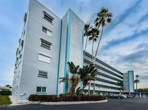 1868 Shore Dr S APT 102, South Pasadena, FL 33707