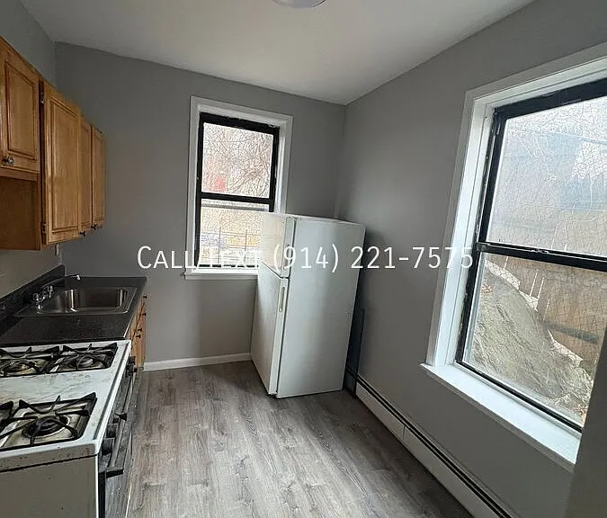 609 Van Cortlandt Park Ave #1 — Photo 2