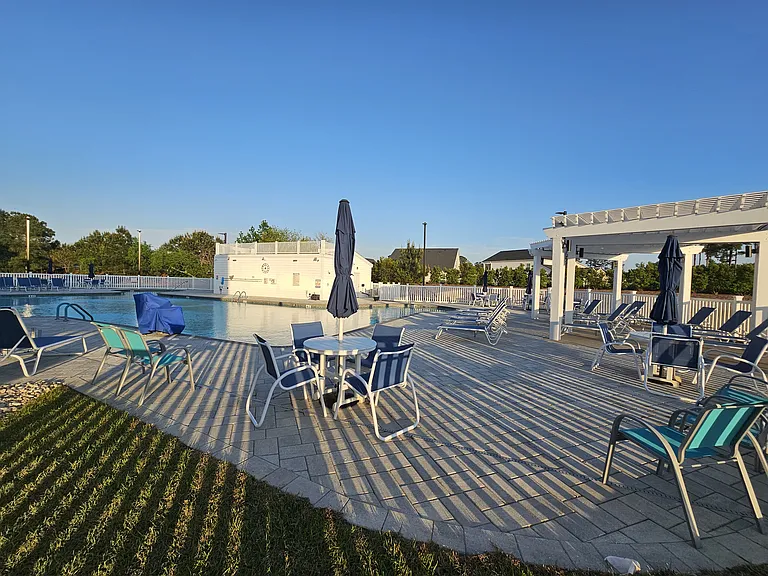 2092 Wild Indigo Cir NW — Photo 21