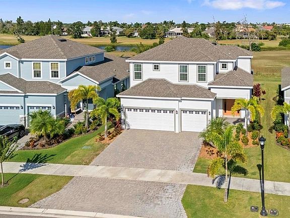 2nd image of 933 Signet Dr