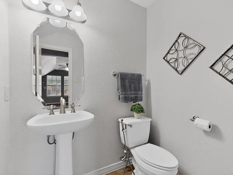 100 Shumard Ct — Photo 13