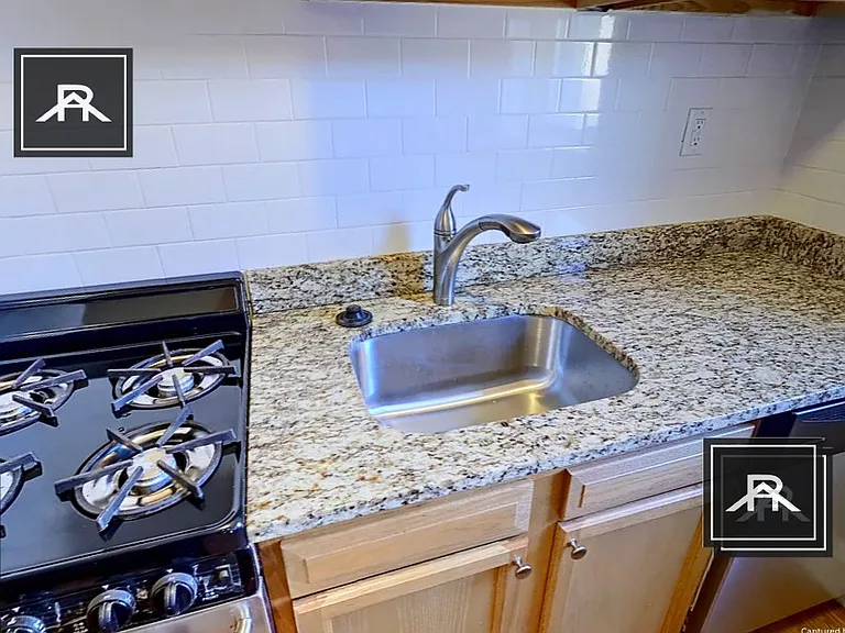 1786 Beacon St #6A — Photo 2