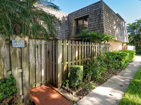 336 Lake Arbor Drive, Palm Springs, FL 33461