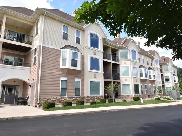 N74W13737 Appleton AVENUE #316, Menomonee Falls, WI 53051