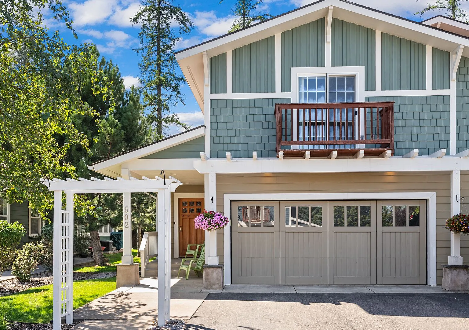 Furnished 2 BR + Den/2.5 BA Whitefish Townhome Available October 1, 2026-May 31, 2027 — Photo 1