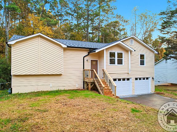 2nd image of 7090 Sumit Wood Dr NW