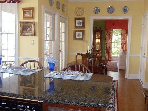 2nd image of 410 N Bay Dr #24
