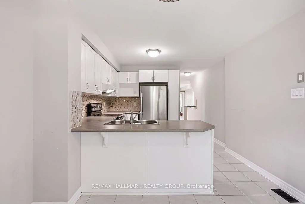2 bed, $2,350 — Photo 4