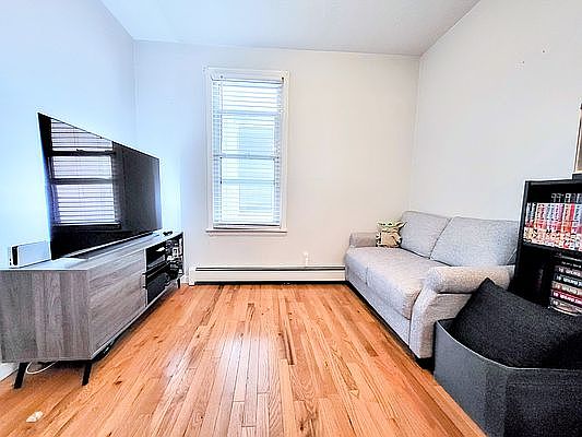 3rd image of 21-31 41st St #A