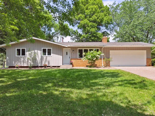 5216 82nd Ave N, Brooklyn Park, MN 55443