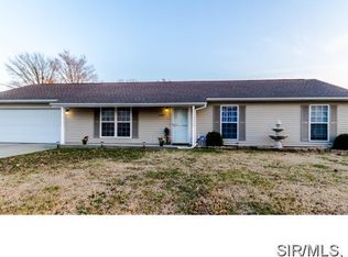 1426 N 3rd St, Dupo, IL 62239
