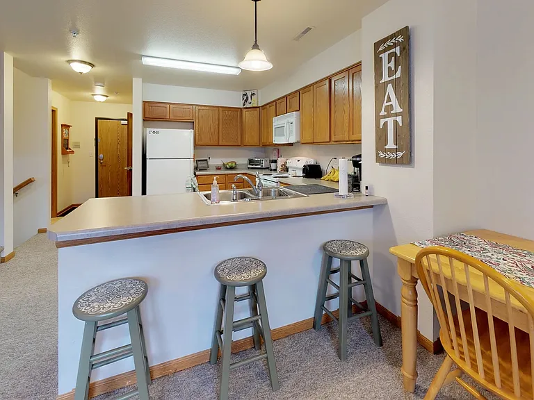 2309 Knapp St #204 — Photo 4