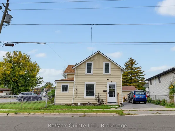 84 Moira St E, Belleville, ON K8P 2S4