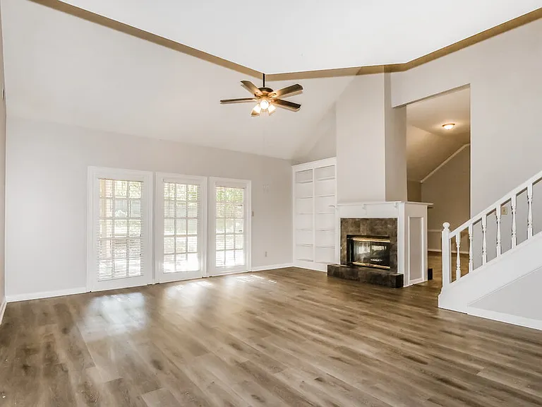 2279 Hickory Path Dr — Photo 9