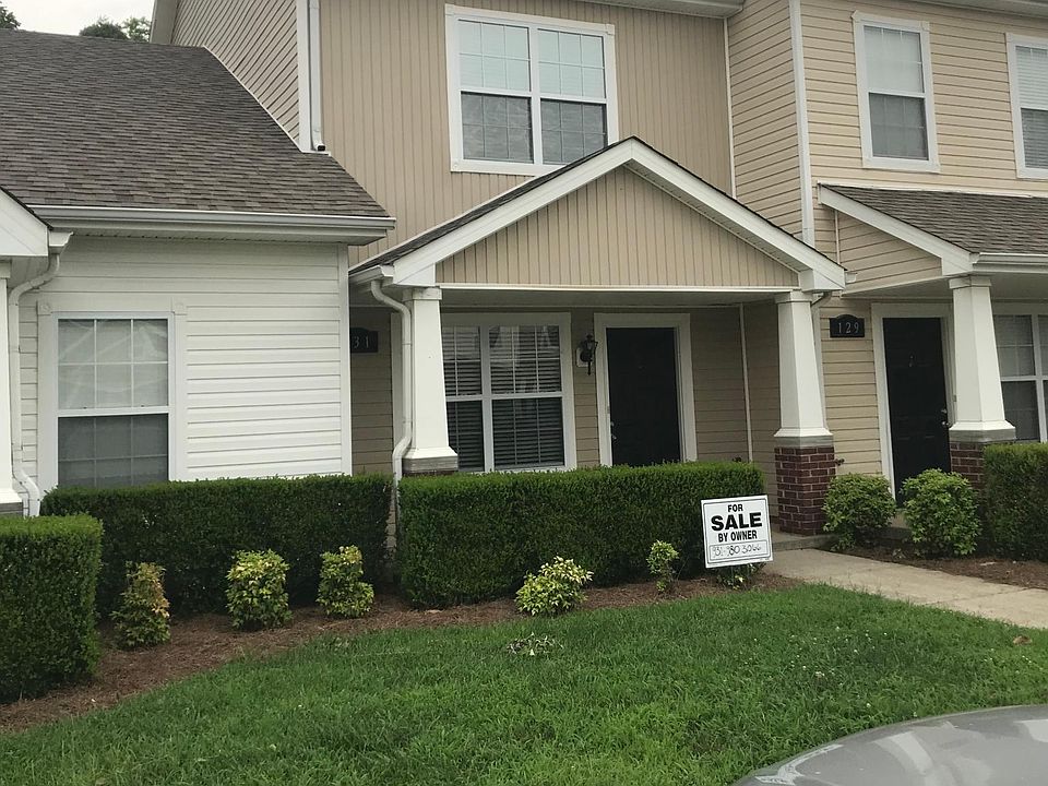 Freshly painted inside 2 bedroom and 2 full bath with plenty of parking